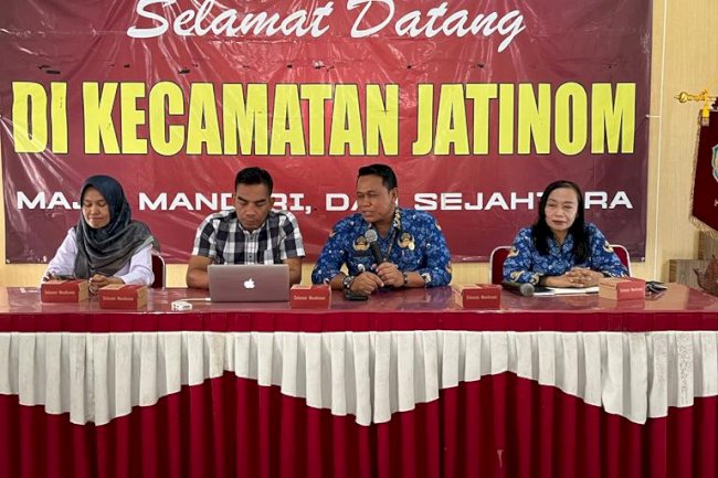 Rapat Koordinasi Pencairan Bankeu yg Bersifat Khusus Kepada Pemerintah Desa APBD Perubahan Ta. 2023