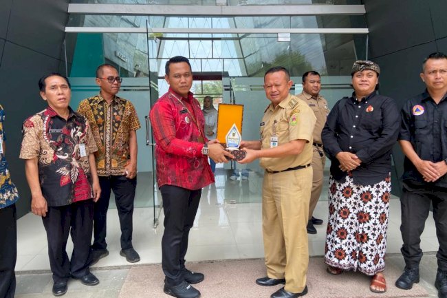 Study Komparasi ke Kecamatan Borobudur Kabupaten Magelang terkait kinerja pelayanan publik, inovasi, persiapan Zona Integritas dan BUMDes dengan lokasi di Kecamatan Borobudur Kabupaten Magelang.