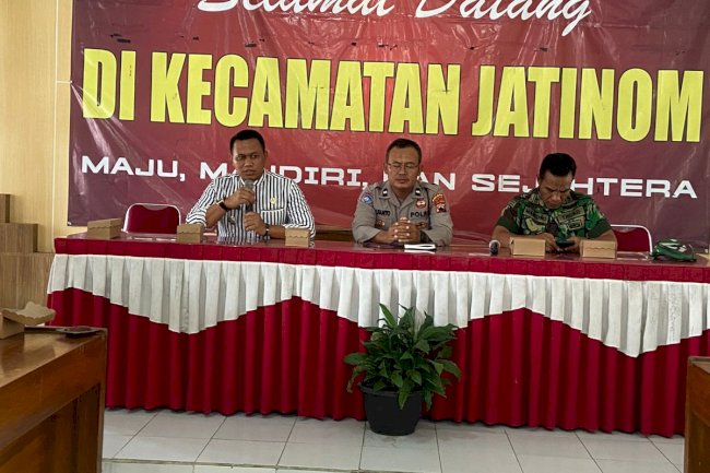 Sosialisasi kenakalan Remaja bersma Kapolsek dan Danramil Kec. Jatinom