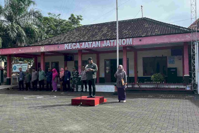 Upacara Memperingati hari Kartini ke 146 Kecamatan Jatinom