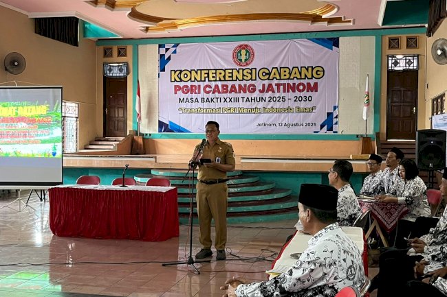 Giat hari selasa, 12 Agustus 2025 di Gedung Pertemuan KPN Wasibagno Jatinom :  “Konferensi Cabang PGRI Cabang Jatinom”