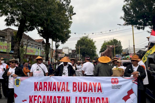Kontingen Kecamatan Jatinom dalam Partisipasi Karnaval Budaya Kabupaten Klaten 18 Agustus 2025 dalam rangka HUT RI ke 80 "Dengan Konsep Petani Milenial"