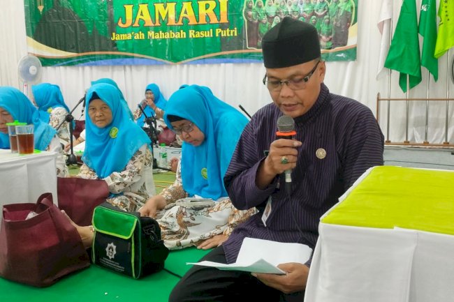 Jatinom Bersolawat JAMARI Jamaah Mahabah Rasul Putri di gedung Candra Kirana Desa Krajan, Kamis 11 September 2025 