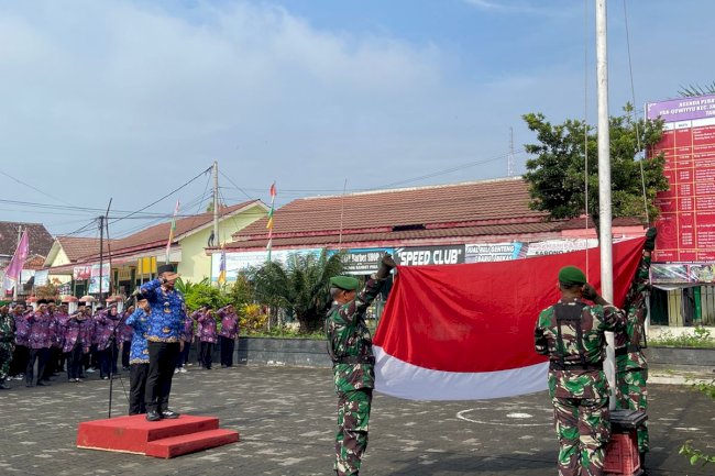 Upacara memperigati hari Pahlawan tahun 2025 'Halaman Kantor Kecamatan Jatinom