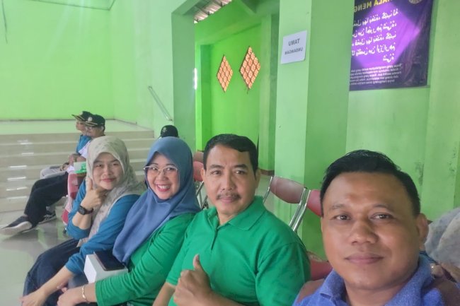 Jalan Sehat dalam rangka HUT 80 PGRI & HGN tahun 2025