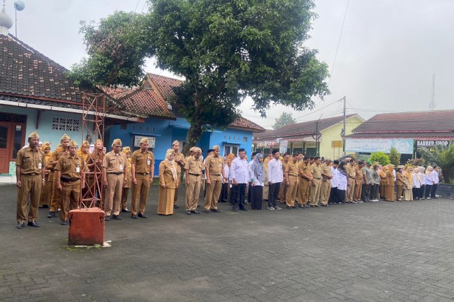 Apel Bersma Camat Jatinom dengan Seluruh Unsur ASN di lingkungan Kecamatan Jatinom 9 Feb 2026, yang akan rutin dilaksanan Pada awal Bulan Setiap Bulannya