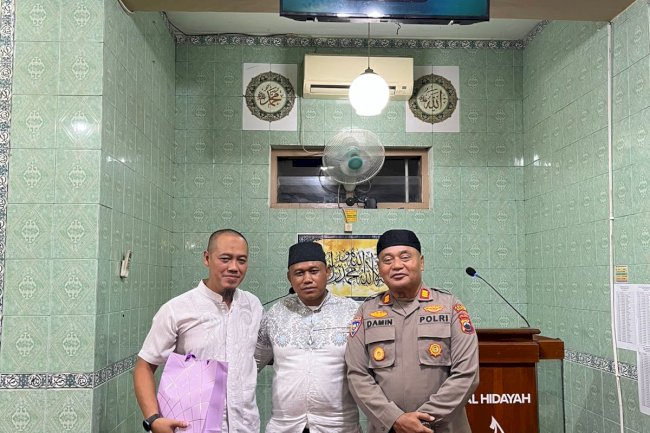 Kamis, 5 Maret 2026 Buka bersma dan di lanjutkan tarawih keliling di balai desa Krajan bersama camat Jatinom bersma muspika di Masjid Al Hidayah Ds. Krajan