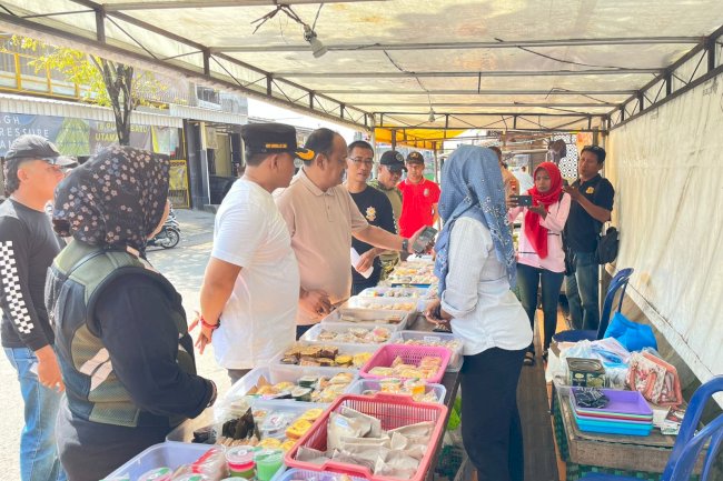 Jumat, 10 april 2025 Sosialisasi Perda No 5 th 2018 ttg penataan dan pemberdayaan pkl bersama Kepala Satpol pp dan damkar kab Klaten beserta muspika Kec jatinom