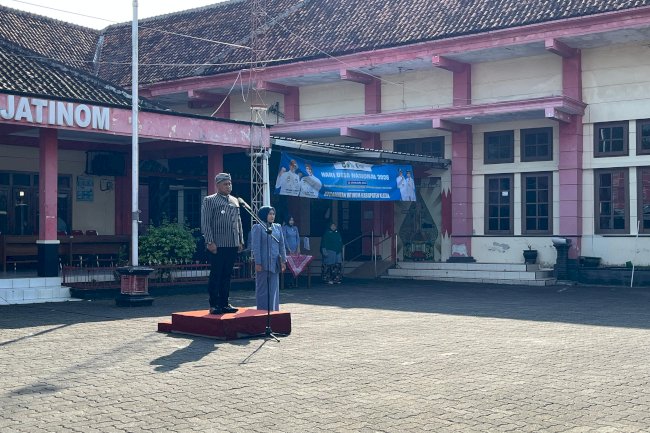 giat hari Selasa, 21 April 2026 :    1. Upacara memperingati Hari Kartini Hal Kecamatan Jatinom