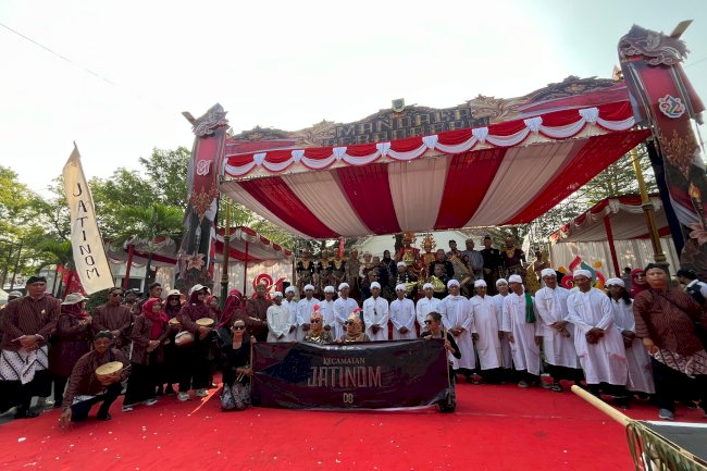 Selasa, 18 Agustus 2026 Kontingen Kecamatan Jatinom Mengikuti Karnaval Budaya tingkat Kabupaten Klaten
