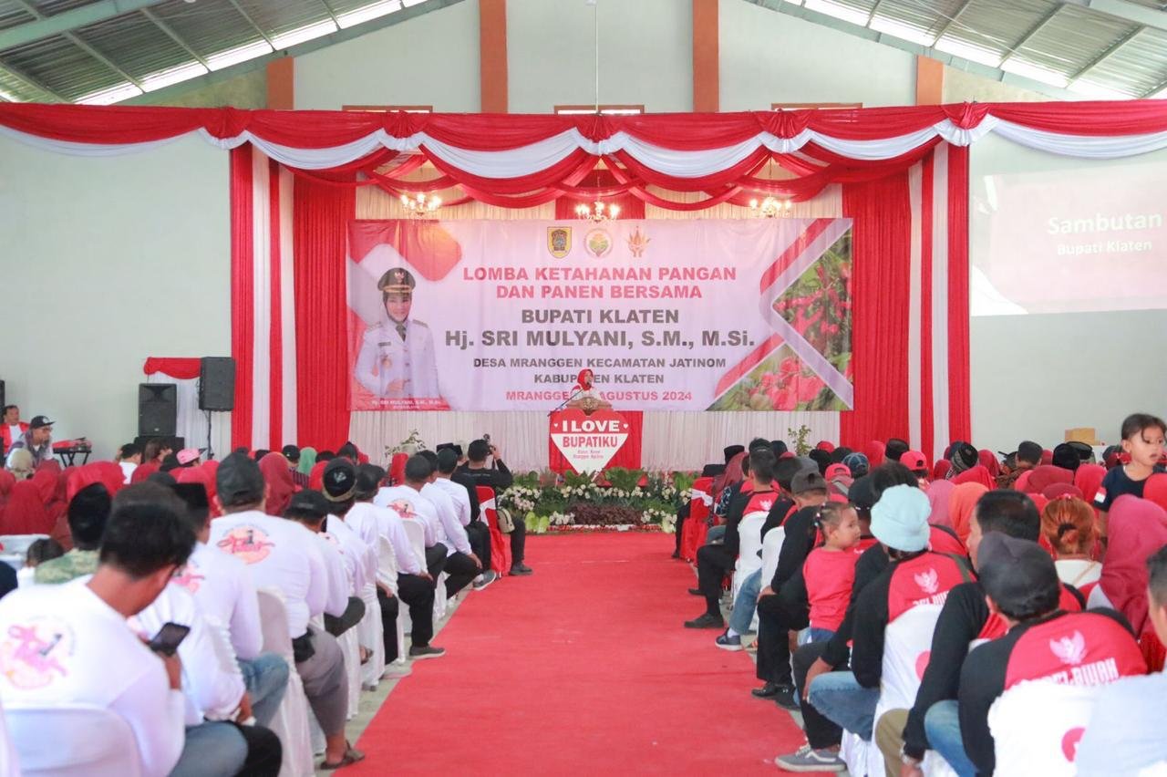 Bersama Bupati Klaten Lomba ketahanan pangan dan panen di Desa Mranggen, Kecamatan Jatinom