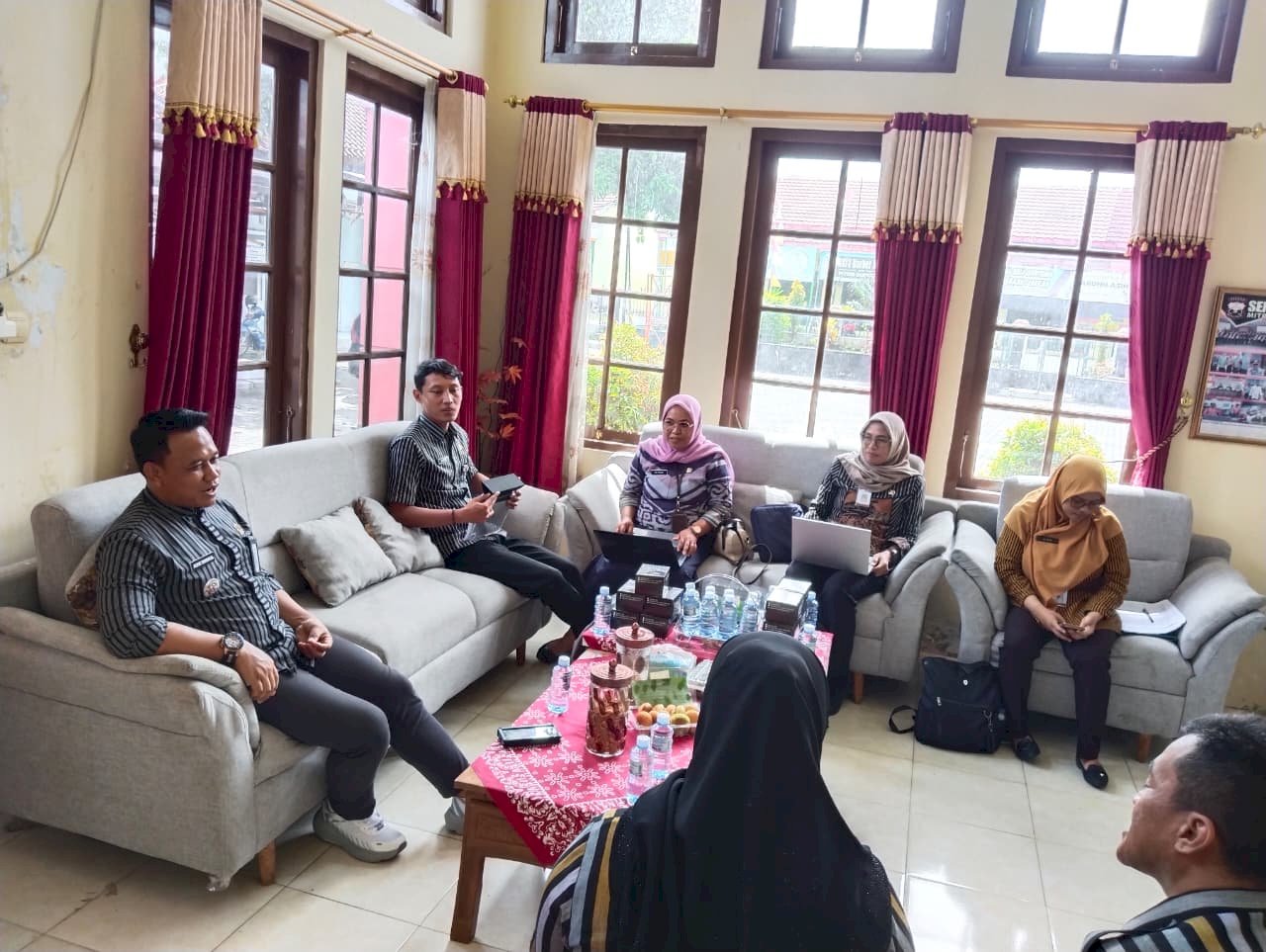 Kamis, 23 Okt 2025, Kecamatan Jatinom Monitoring dan evaluasi dari keorganisasian "Pelayanan publik yang lebih baik'