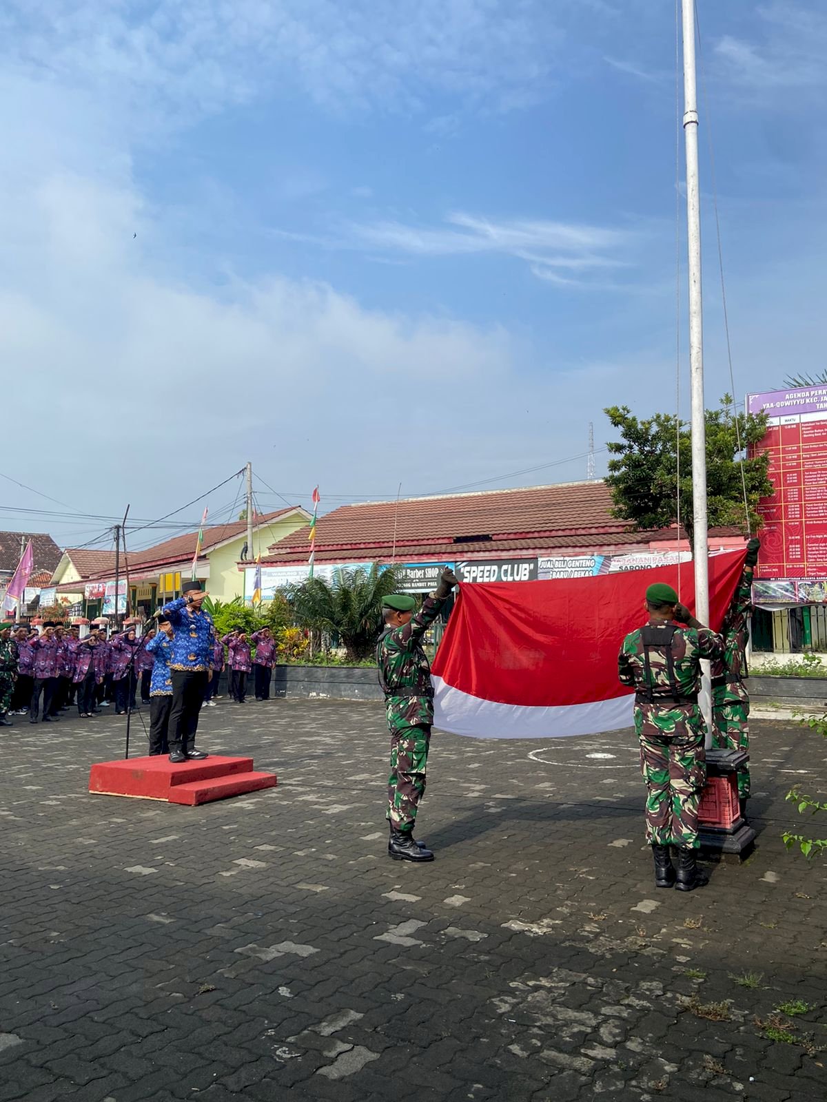 Upacara memperigati hari Pahlawan tahun 2025 'Halaman Kantor Kecamatan Jatinom