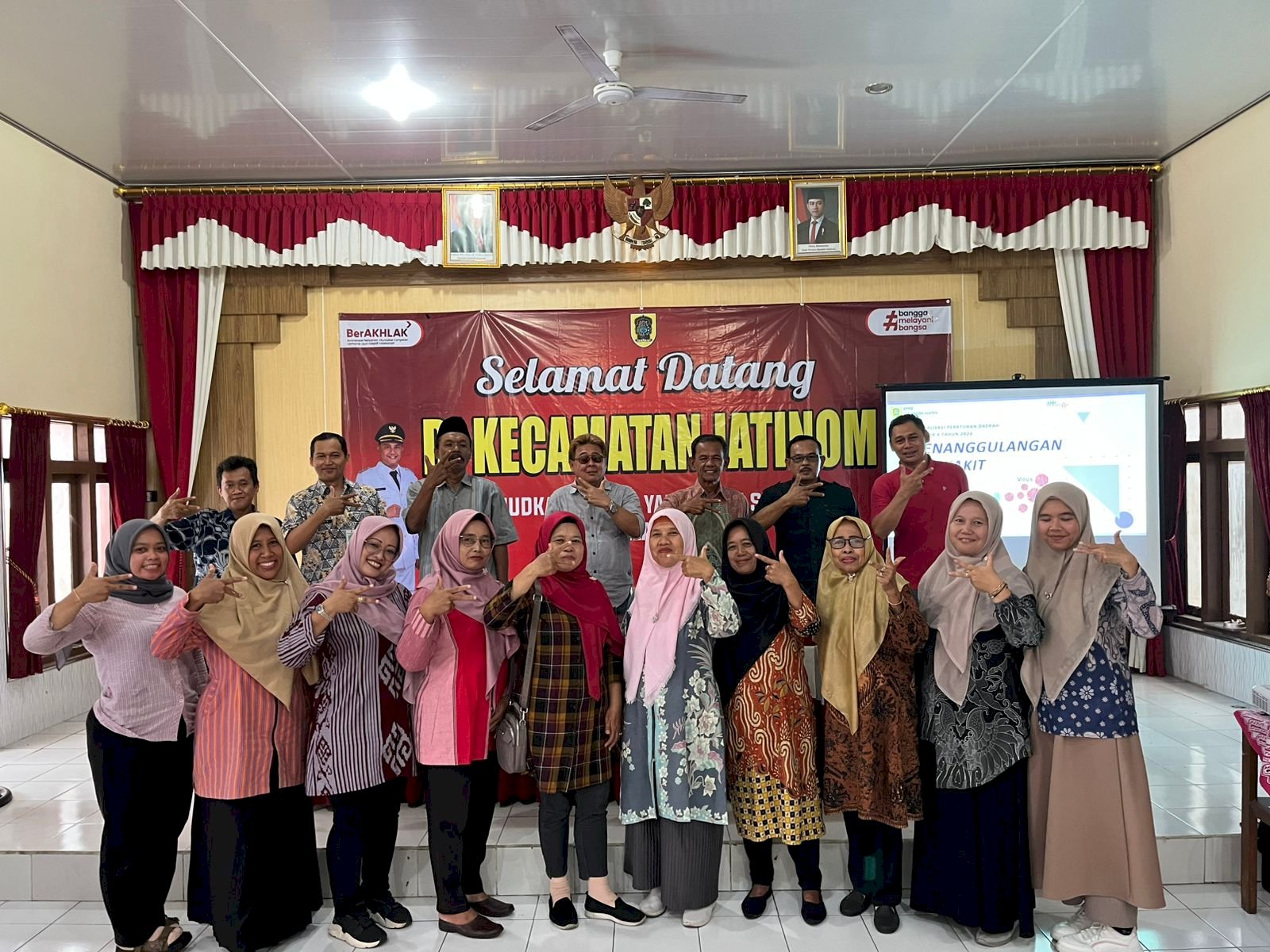 giat hari Jumat, 21 November 2025 bertempat di Aula Kecamatan Jatinom : Sosialisasi Perda Kab. Klaten No 4 Th. 2024 tentang Penanggulangan Penyakit dari Tim 1 DPRD Kab. Klaten dapil 3