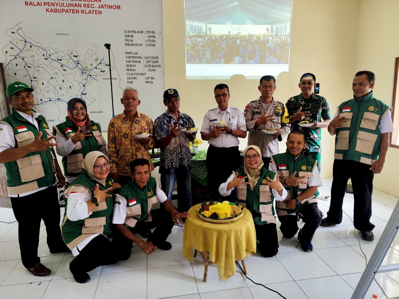 Tasyakuran swasembada pangan dan zoom bersama presiden RI di kantor BBP pertanian Kecamatan Jatinom