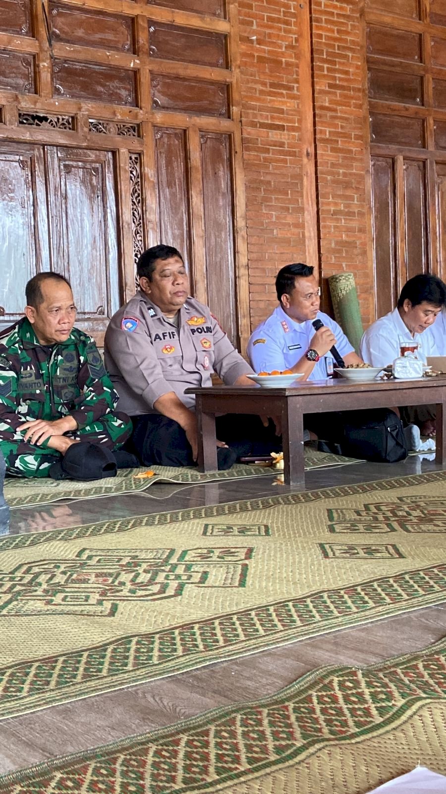  giat hari rabu, 14 Januari 2026 acara Paguyuban Sekdes Se-Kecamatan Jatinom, bertempat di Rumah Makan Kamto