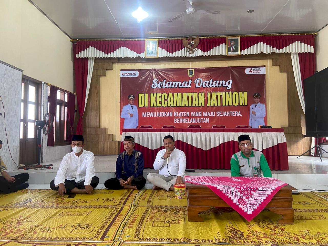 Pengajian jumat pagi selama bulan ramadan