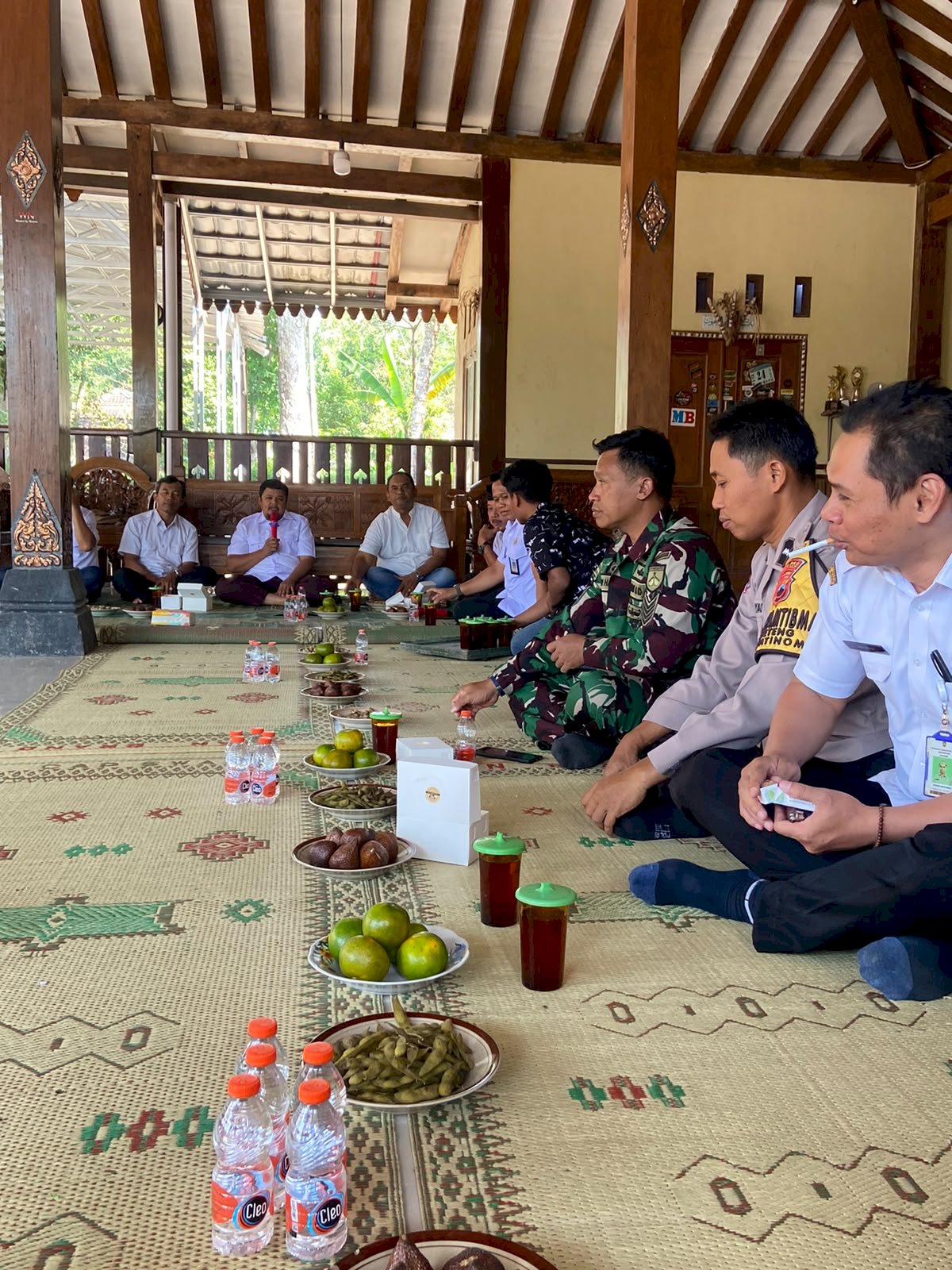 Selasa, 10 Juni 2026 Paguyuban kepala desa/lurah sekecamatan jatinom di rumah bpak kepala desa Beteng